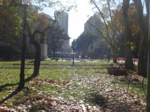 View of the interior of the Teniente General Emilio Mitre plaza