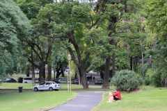 K68A7996-descending-plaza-mitre